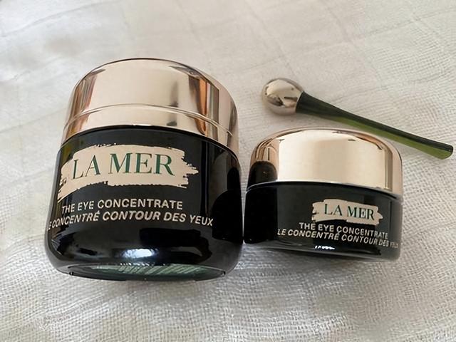 去黑眼圈的眼霜推荐：坚持使用眼部越来越白嫩，黑眼圈也跟着消失