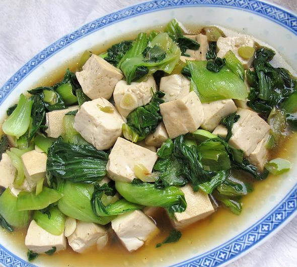 许多|李嘉诚活得有多累?出门25位保镖随行,吃饭只吃青菜豆腐!