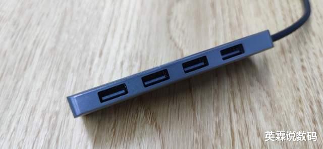 USB|不到40元，解决电脑接口不够用难题，绿联USB 3.0分线器分享