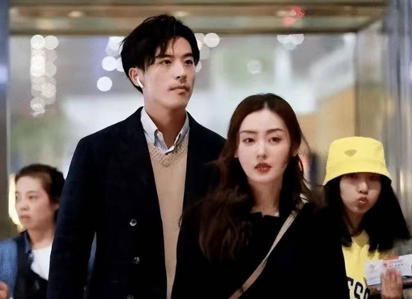 |娜扎言论又惹争议,宣布彻底告别“恋爱脑”,赵丽颖眼神令人寻味