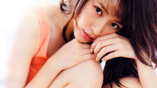 36岁长泽雅美，性感丰腴如少女