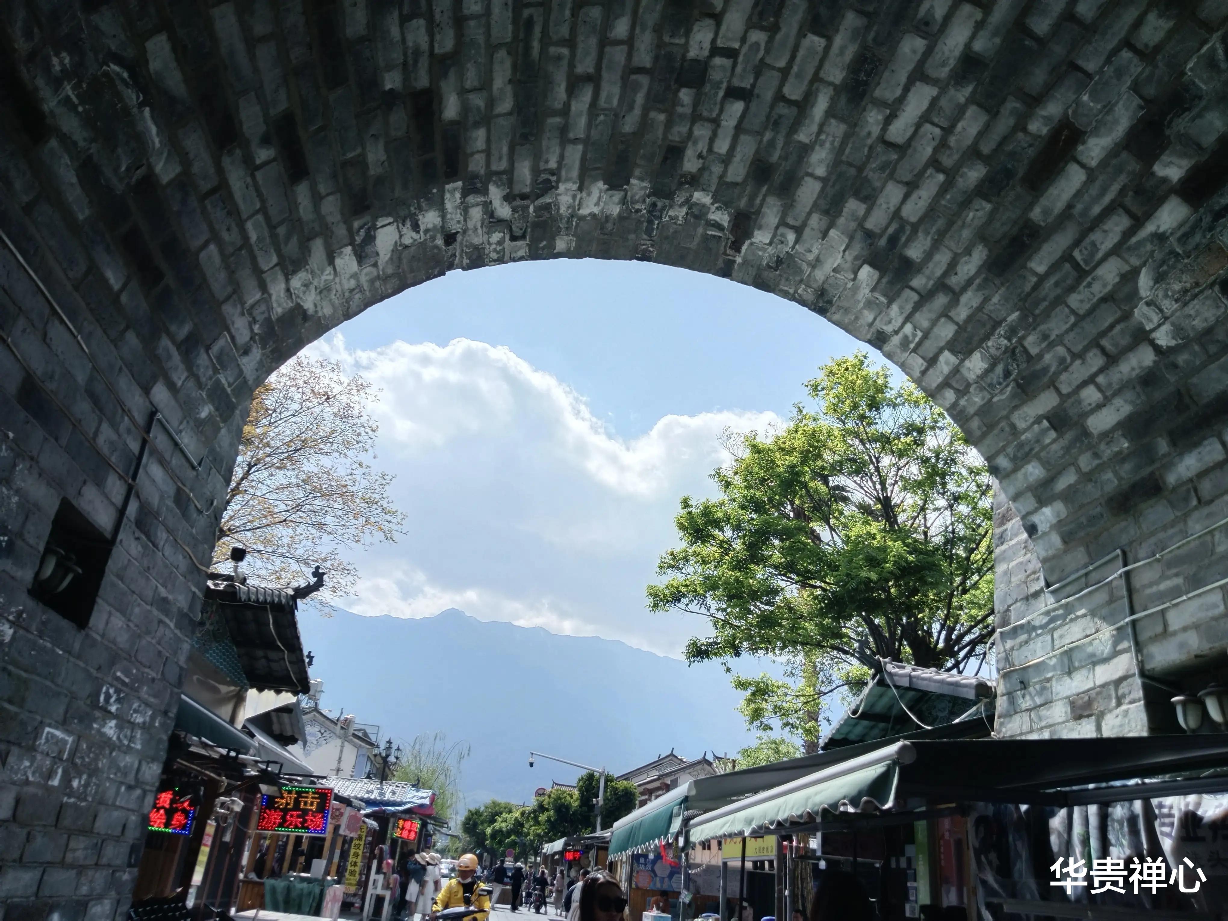 退休|53岁退休阿姨的旅居：看一场风花雪月，细数余生路上的故事