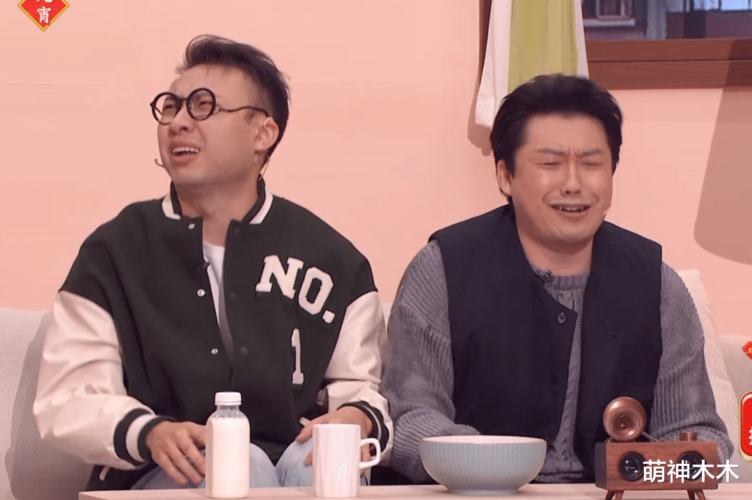 小品|湖南元宵晚会太无聊,开场就假唱,小品尴尬被嘲,全靠何炅撑场