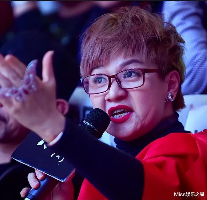 3个月涨粉近800万,网红李炮儿被柯以敏强行收徒,本人连忙退赛