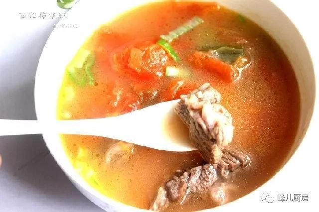 |西红柿炖牛腩详细做法,简简单单调味,原汁原味,好吃没得说,吃的连汤都不剩