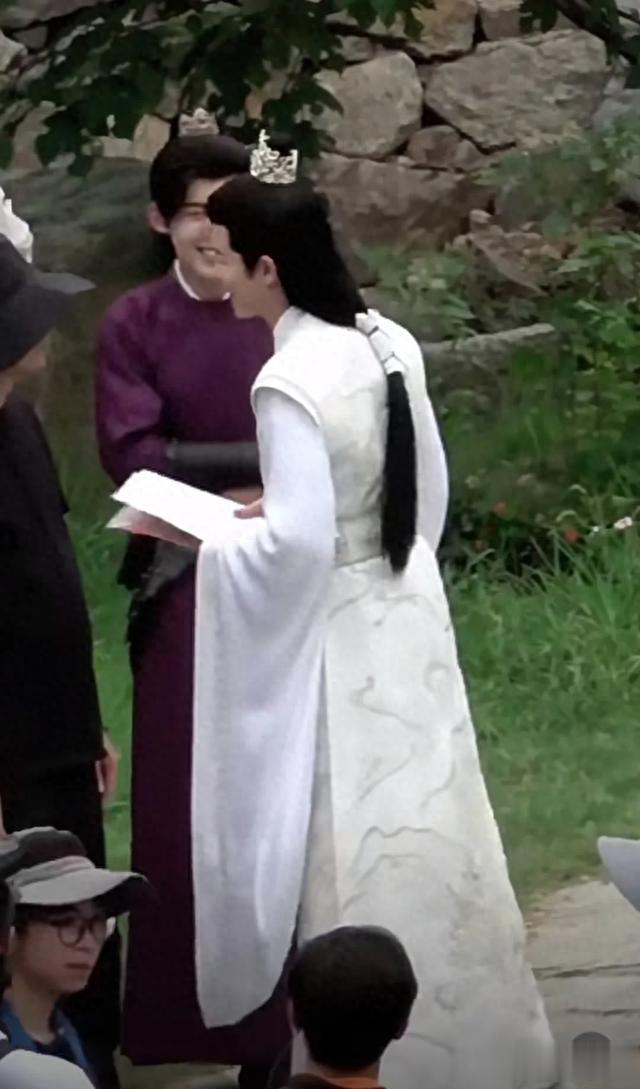 9.20娱瓜:任嘉伦刘亦菲唐嫣刘诗诗檀健次ab张彬彬娜扎张云龙丞磊