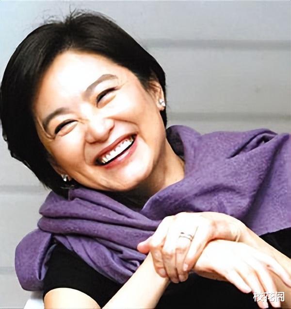 60岁刘青云和52岁古天乐同框,“天然脸”和打针脸的差距一目了然