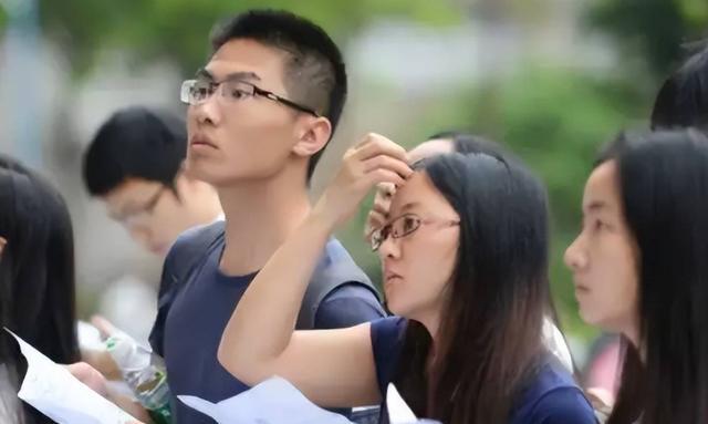 大学生|北大女生从体制内离职,抑郁症不治而愈,能力并不能左右职场等级