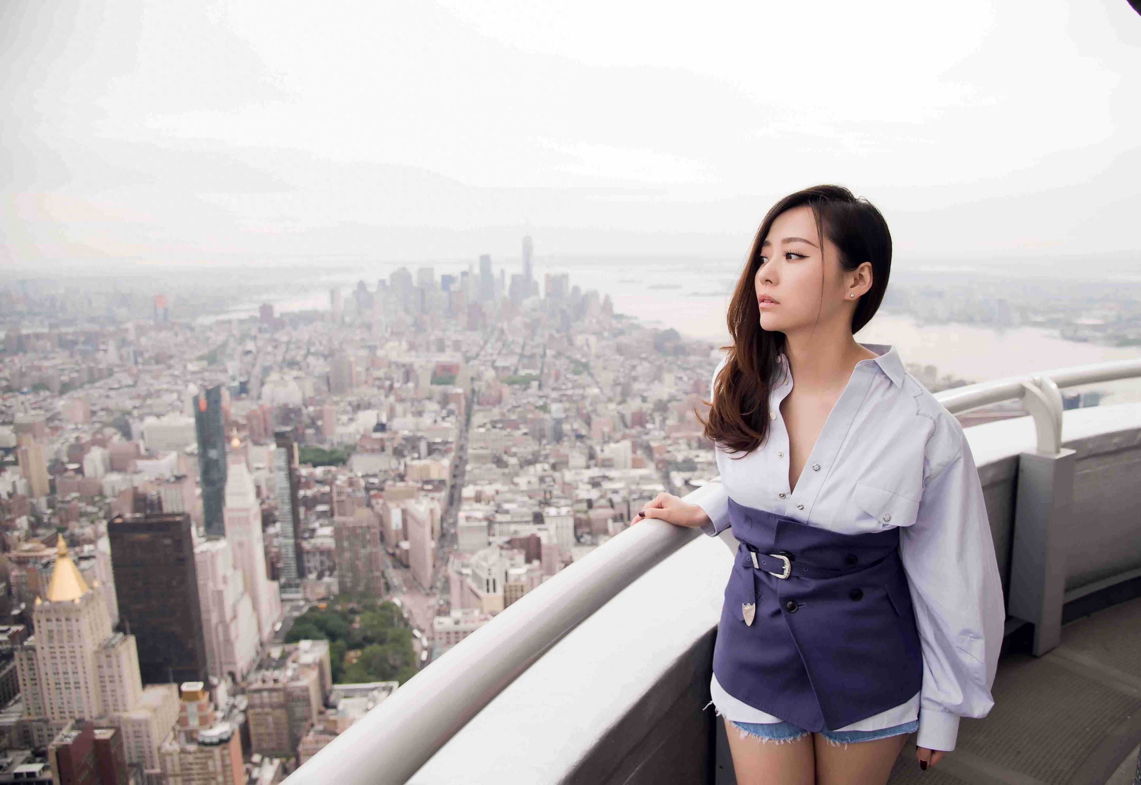 冯轲骗走6亿身家,张靓颖离婚5年后两人命运截然不同