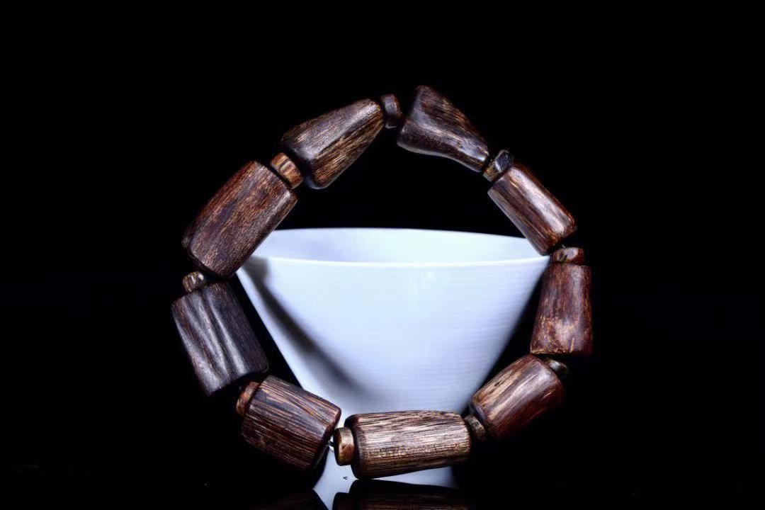 |文玩手串佩戴有禁忌,特别是男人,更要注意!