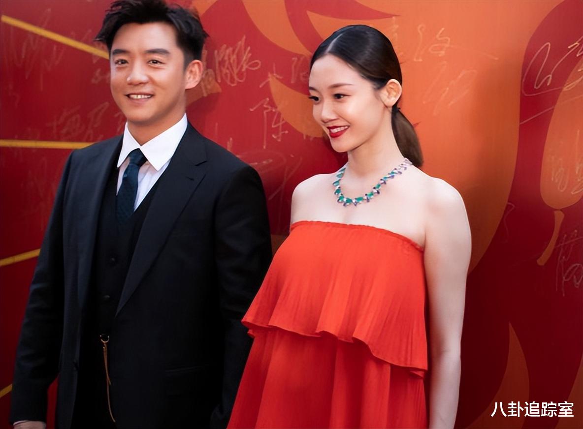 苗苗|郑恺节目发牢骚,疑不满苗苗娘家4口住家里,被传跑上海租房住