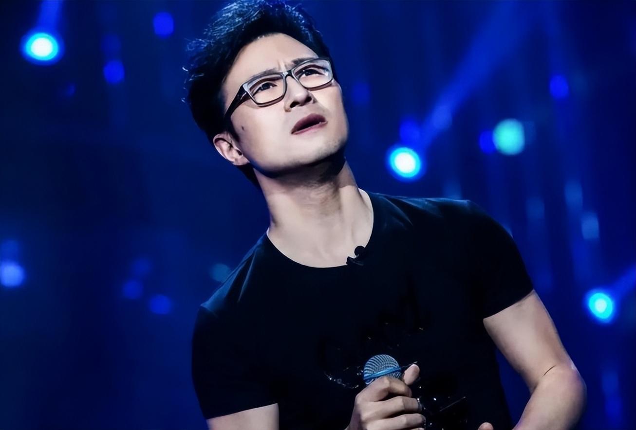 陈奕迅曝光好声音黑幕:五十万到账导师必转身,难怪那英从不缺席