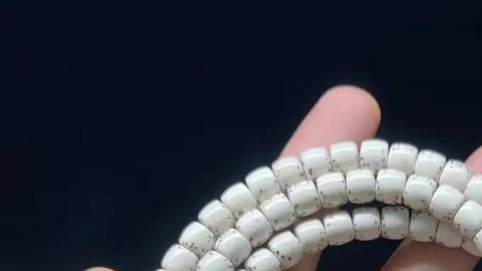 星月菩提|如何判断星月菩提的品相，如何挑选星月菩提？