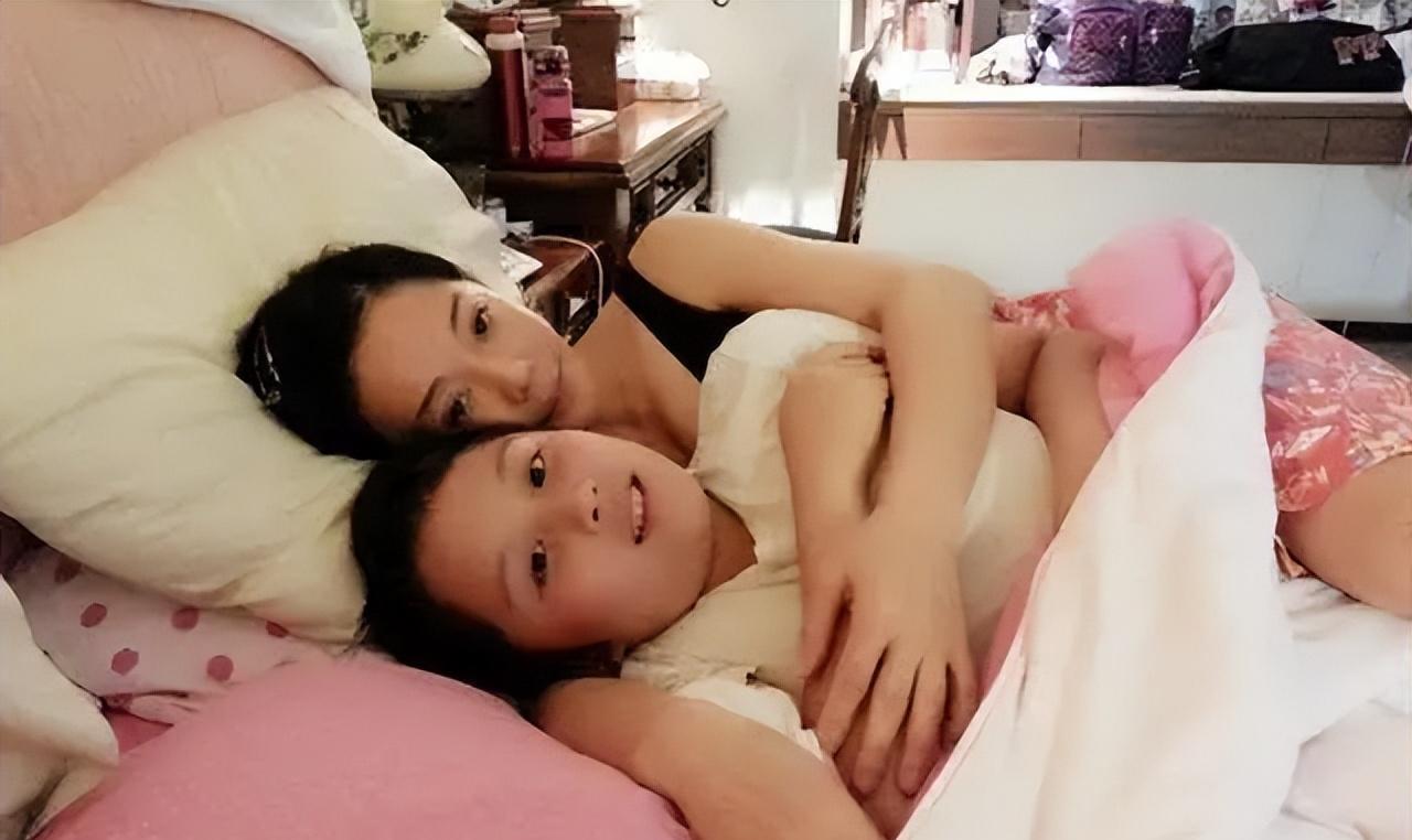 母乳喂养12年,同床长达15年,女星狄莺“畸形”母爱终将儿子送进牢房