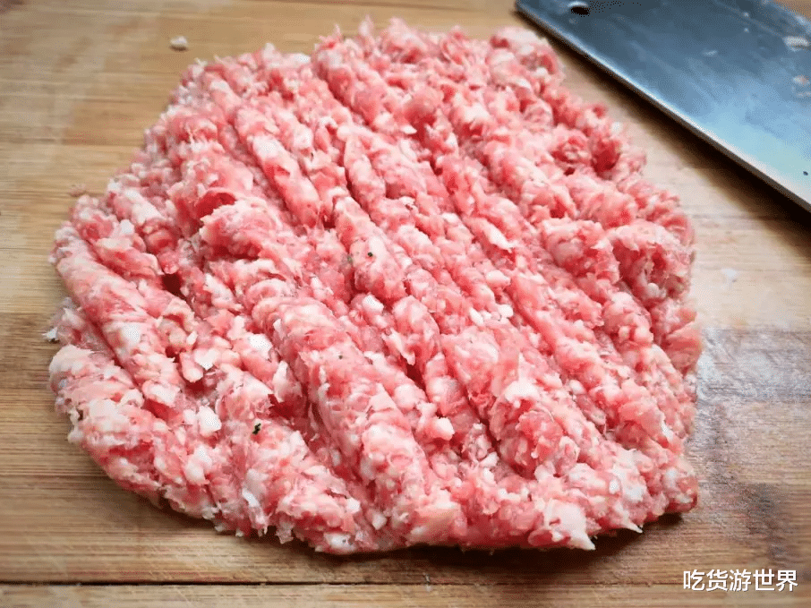 美食教程|肉馅想要好吃，调馅时多加2样，鲜嫩多汁，油润鲜香，没一点腥味