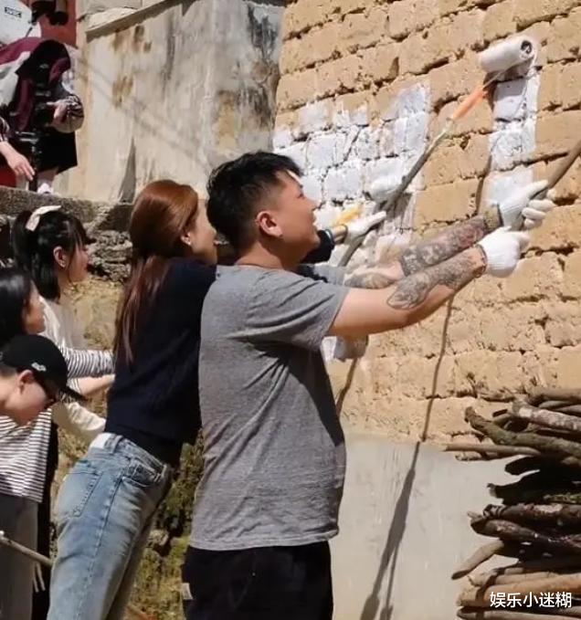 李勒优|李勒优再被抛弃?崔晋庆25岁生日,UU未送祝福,兄妹超1月没互动