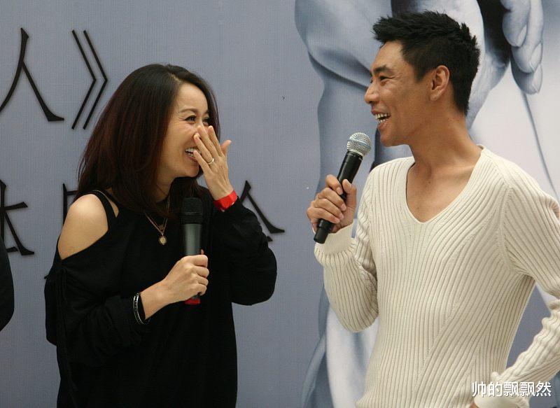 屠洪刚|歌手屠洪刚:一婚娶中美混血儿,二婚娶央视主持人,三婚娶经纪人