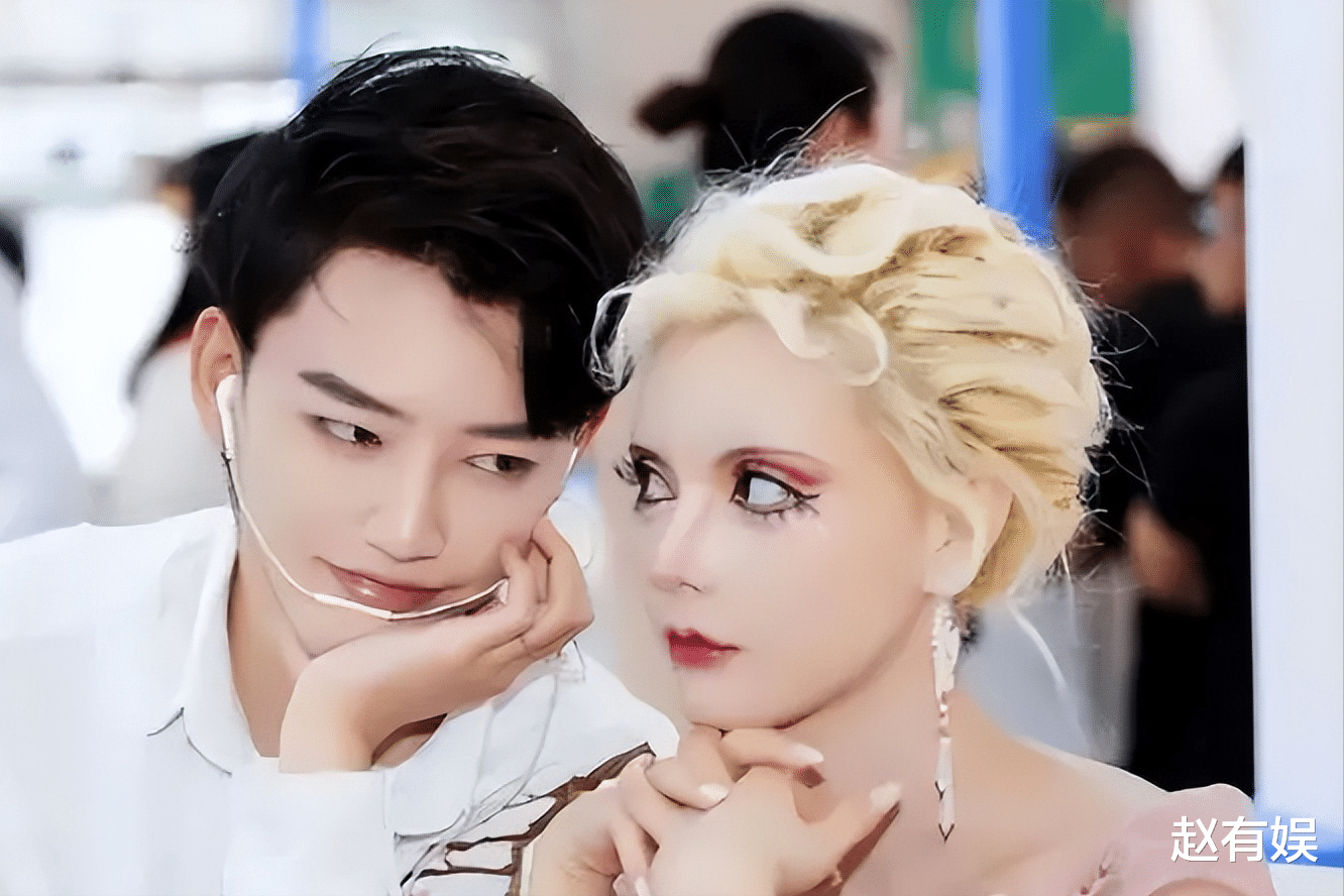 整容|脸上动刀108次，不敢张嘴吃饭，坚称没有整容，这个女孩还有救吗