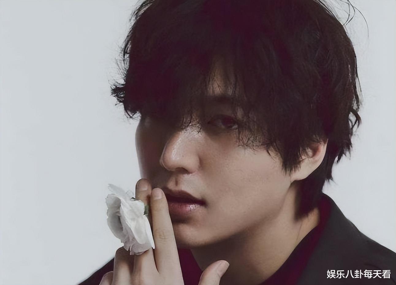 李敏镐被曝陪4个富婆赚1亿？汪海林火速澄清：我只是吃瓜