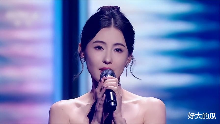 李宇春和华晨宇,2个“混子”歌手,在香港这一晚彻底现了原形