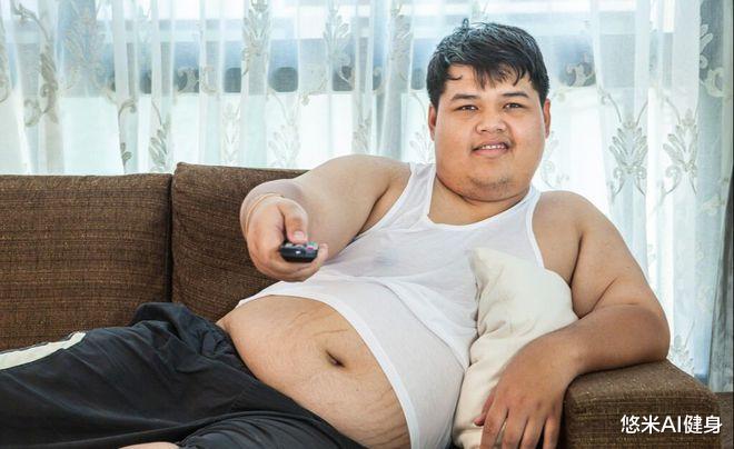 男人想要提升身体素质，坚持做好这4点要求，变得更加强壮有力量