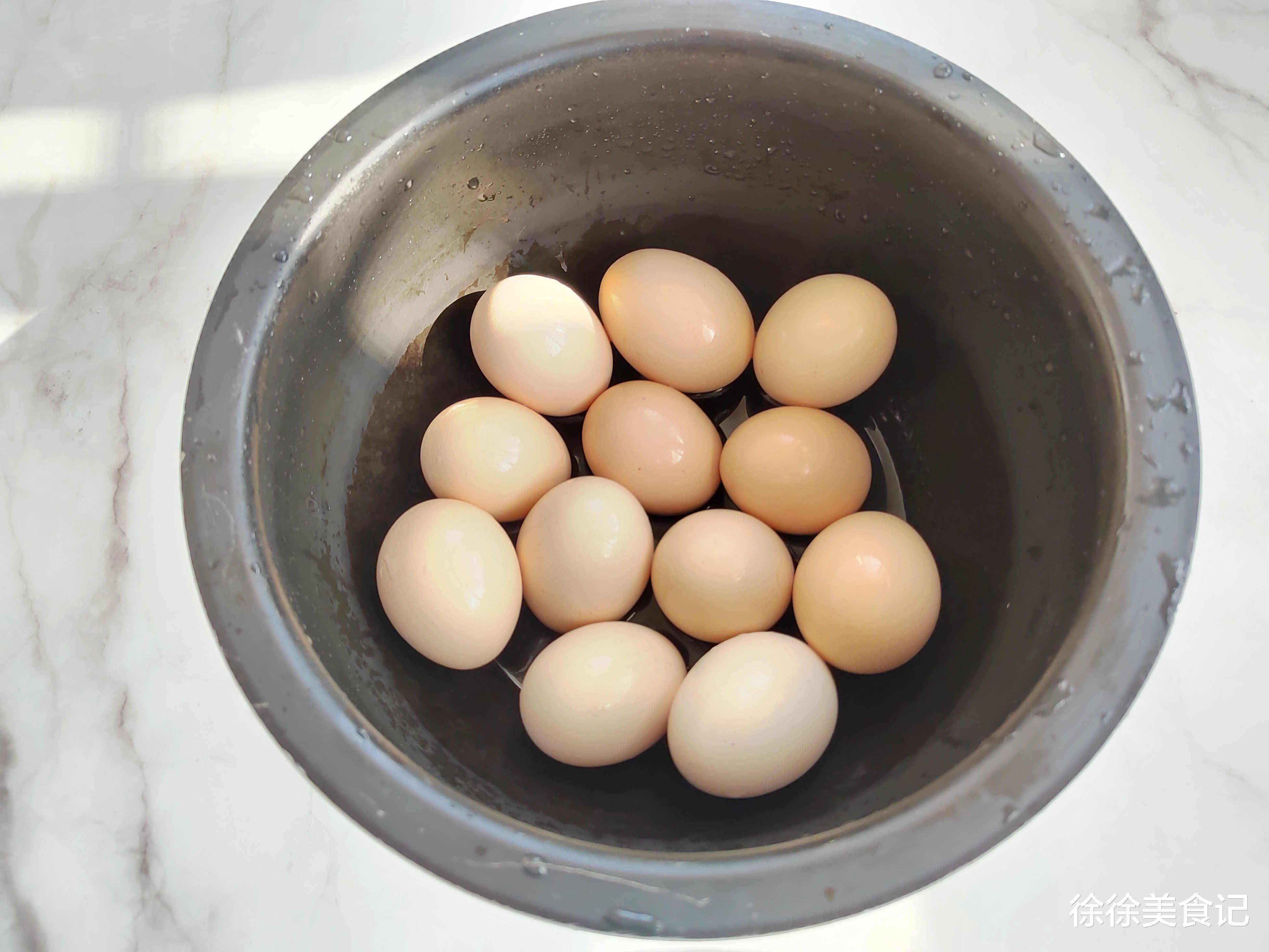 鸡蛋|它是公认的“蛋白之王”，比牛肉牛奶高，青少年常吃，助力长高个