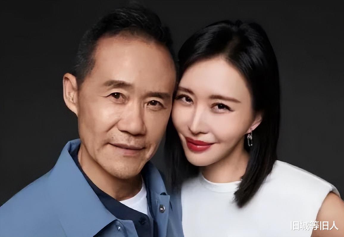 田朴珺|真离了?田朴珺回应与王石婚变,办书院疯狂捞金,多层关系引争议