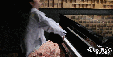 演员休息时都在干嘛？杨紫这张我忍了，最后一张我可以笑一整天