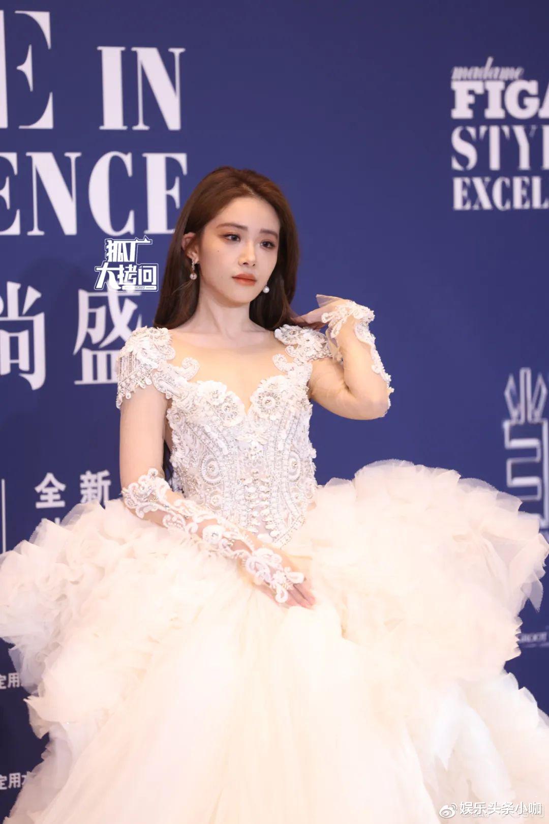 礼服 这红毯真是丑翻天了!