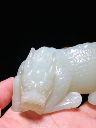 乾隆|清乾隆 和田玉籽料 白玉 麒麟 摆件纸镇  詒晋斋款