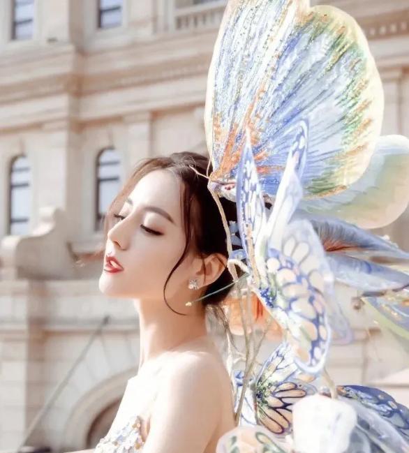 迪丽热巴|迪丽热巴怀孕被实锤,曝出多张孕期照片,膀大腰圆错认成马思纯