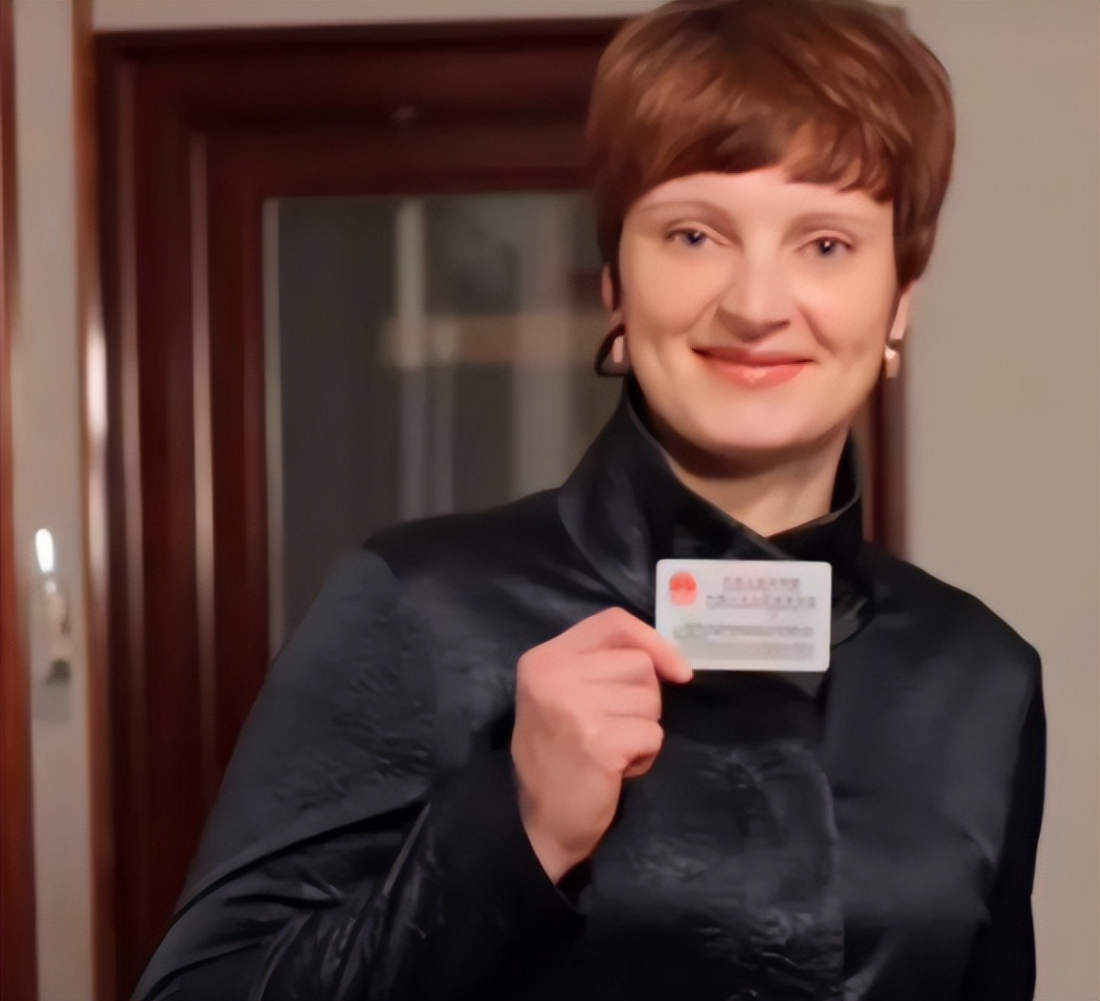 俄罗斯美女英娜,遵从父亲遗言"远嫁中国",10年后变成人生赢家 - 社会