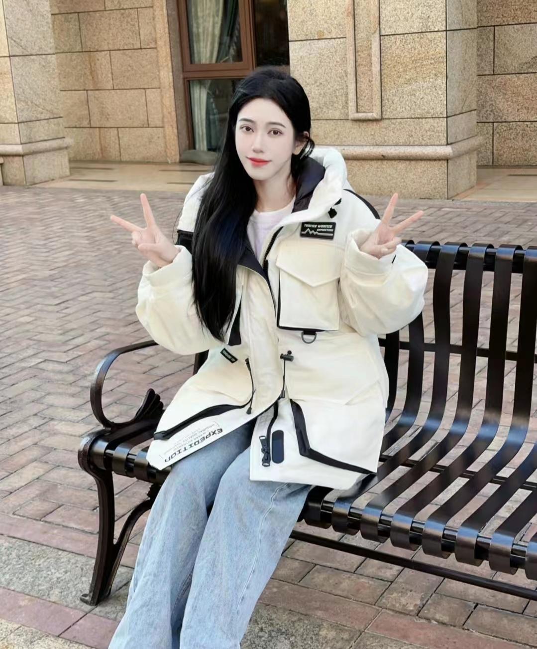 减肥羽绒强势来袭,轻薄型款百搭,保暖实用当季热销新品