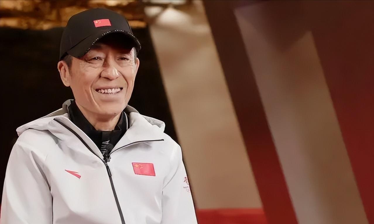 张艺谋被曝疑似婚变?陈婷取消“张艺谋妻子”认证,背后原因引人遐想