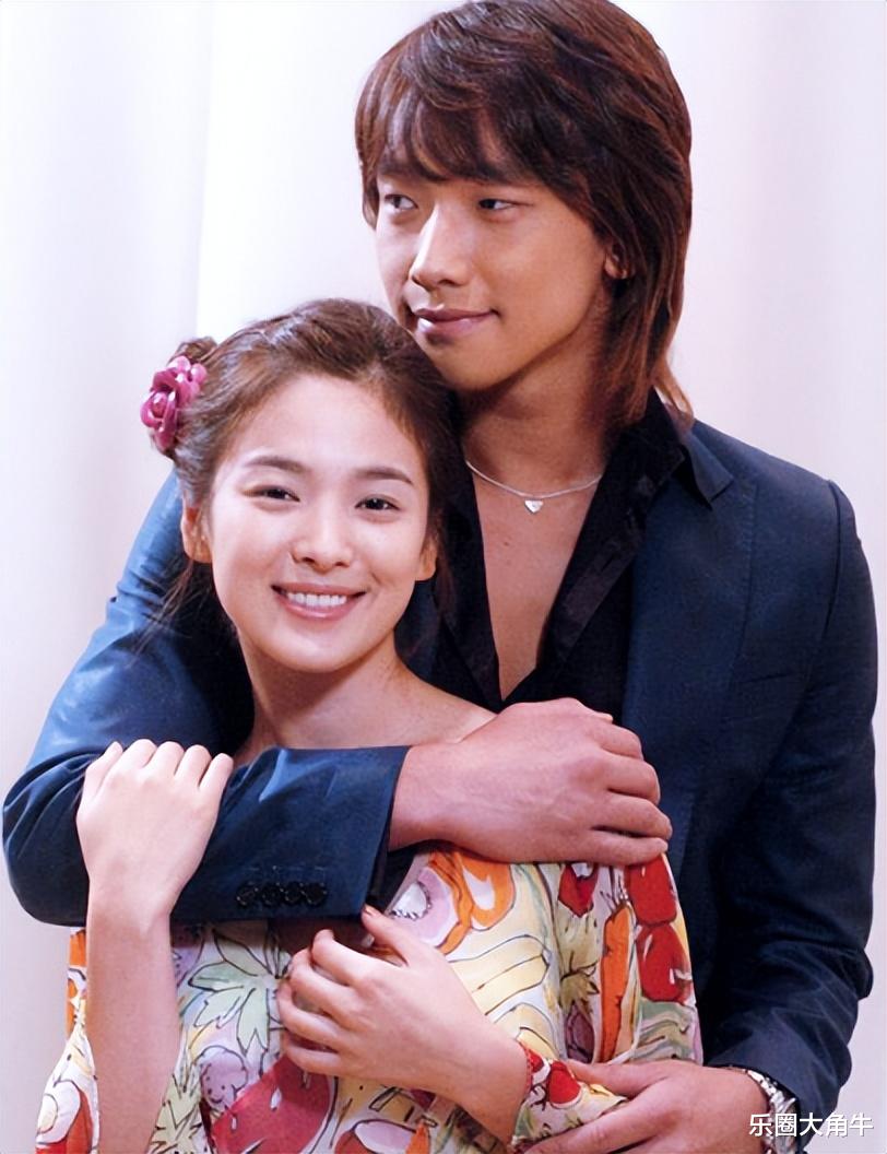 离婚4年，宋慧乔和宋仲基的差距一目了然，原来一切早有预兆