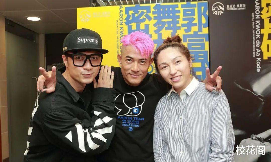 和助理暧昧了十年,终于承认结婚生娃