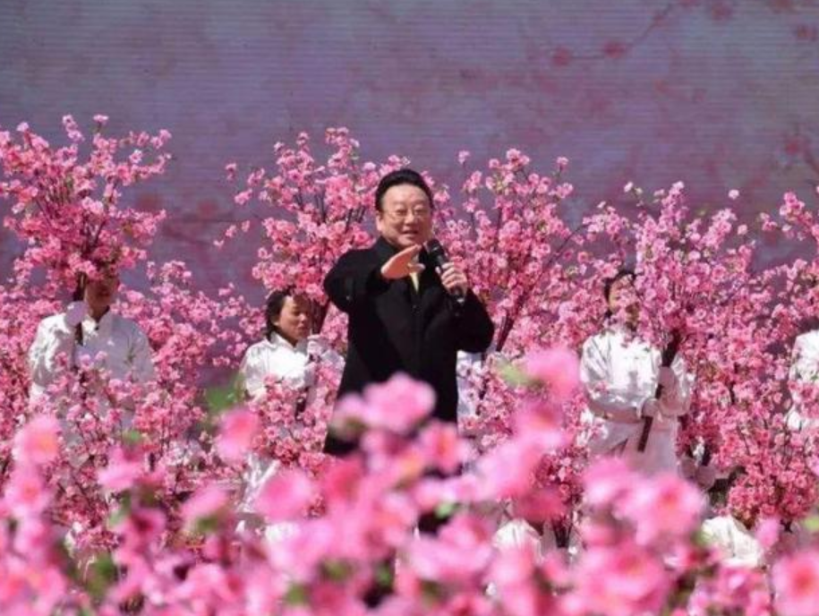 蒋大为:移居海外后花光积蓄,被敲诈90万,为女儿买房拼尽老命