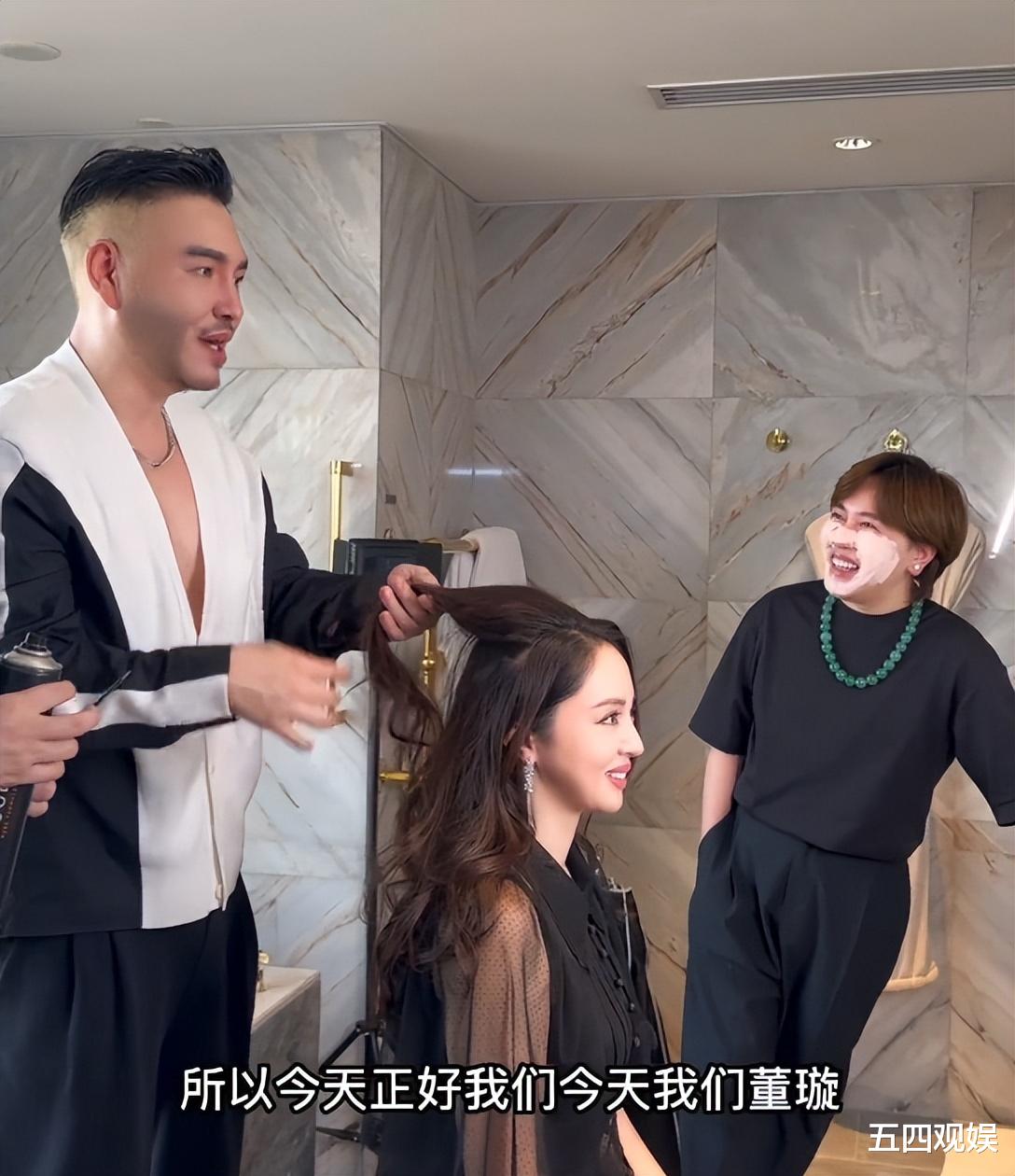 王红权|神壕！王红权星晒稀世珠宝，化一次妆花费高达数万，董璇惊喜出镜