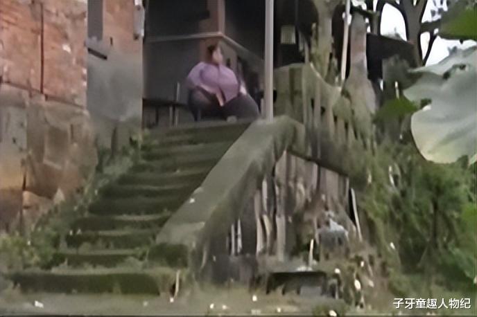 医生 300斤胖妻被丈夫嫌弃,跪求婆婆挽留丈夫,结局感人