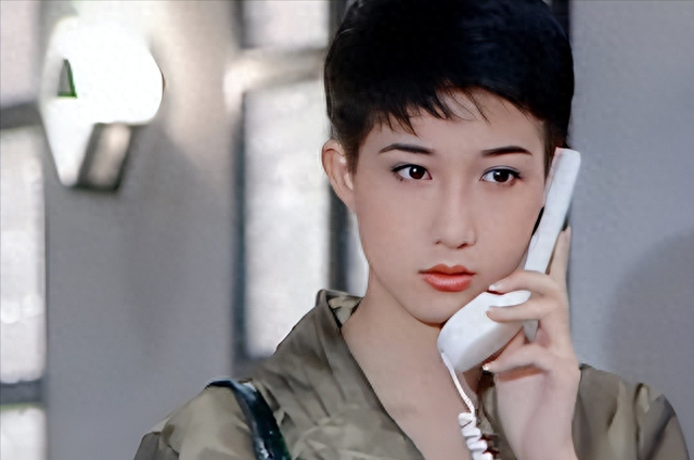 “丑基因”太强大了,娶个神仙老婆也不管用,孩子照样凸嘴小眼睛