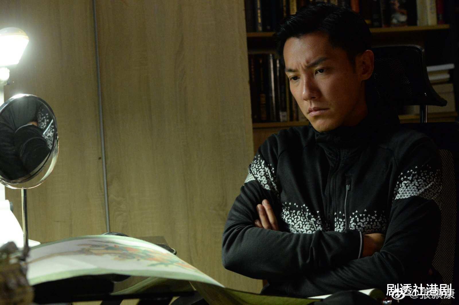 TVB实力男星一家内地游玩！为2岁小儿子庆生，被曝将在深圳开工