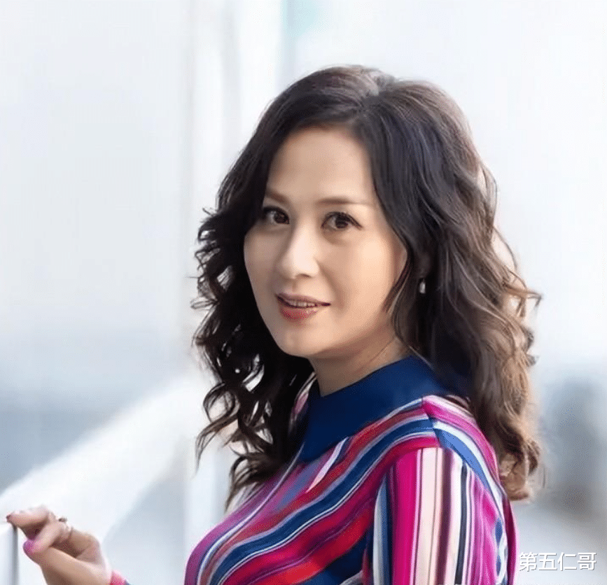 香港女星江欣燕豪宅遭窃!警方已展开调查,更多内幕曝光!