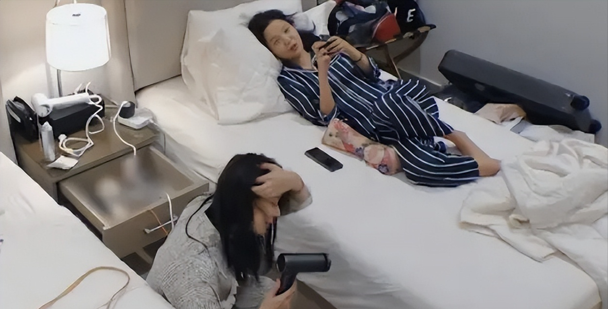 《花少5》口碑翻车,3女星成最大败笔,一趟出游本性彻底藏不住了!