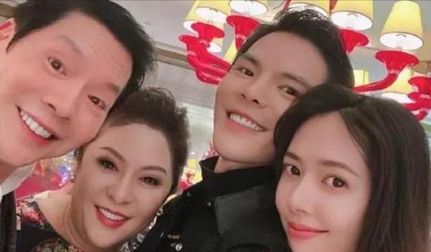 郭碧婷|婆媳闹掰?向太直播话里有话,内涵儿媳郭碧婷,提起向佐满眼心疼