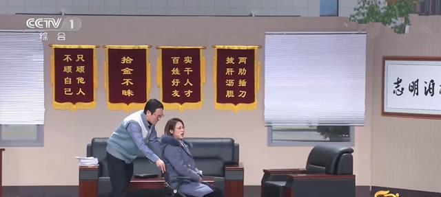 杜锋|春晚被吐槽，芝麻团队的“坑”救了语言类，沈腾吃药致敬杜锋