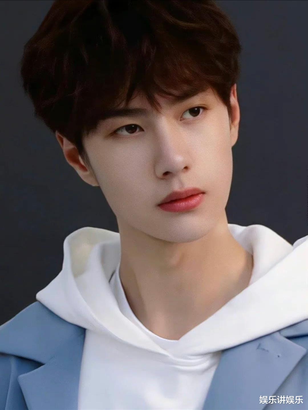 王一博|吃醋!王一博被分手半年的“熊”力挺,“现任桶”全平台宣誓主权