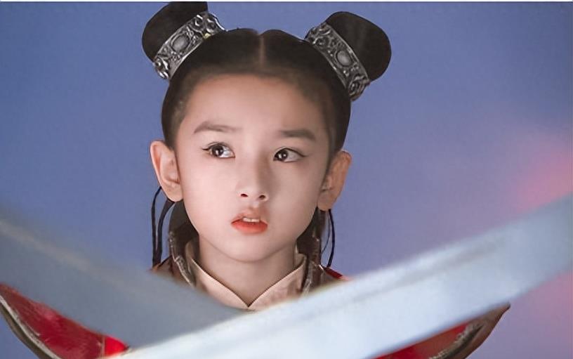 为钱傍上富二代,为资源不择手段,宋祖儿还有多少事情不为人知