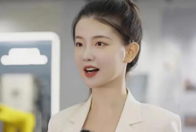 孟羽童|孟羽童个人简历被扒,错别字频出耍小心机,董明珠后悔了吗?