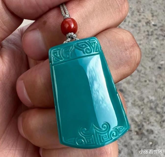 绿松石无事牌,随着原石矿口的枯竭,已经成为松石圈的传说