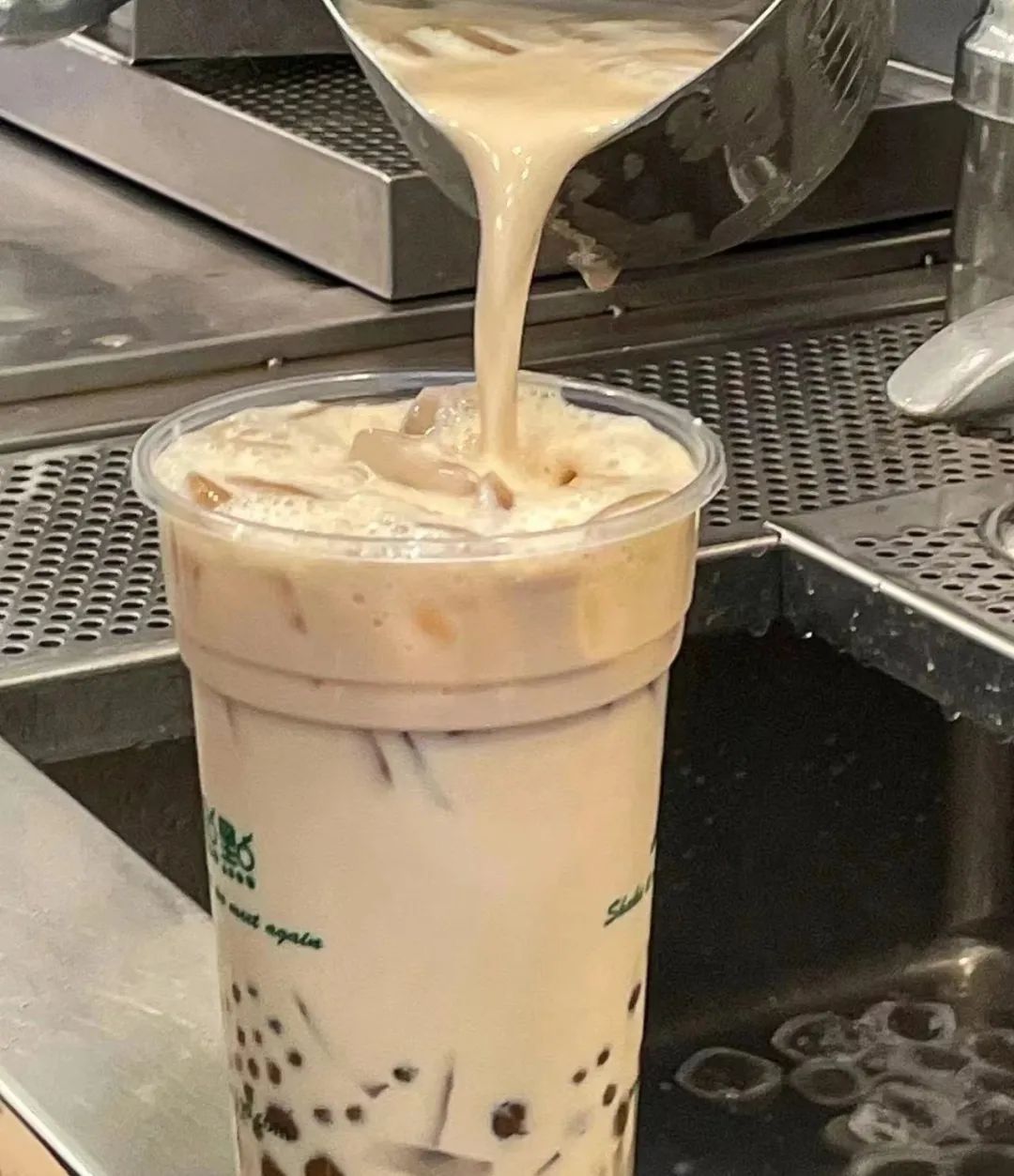 从1点点到霸王茶姬，历代奶茶王者都是怎么成功的？